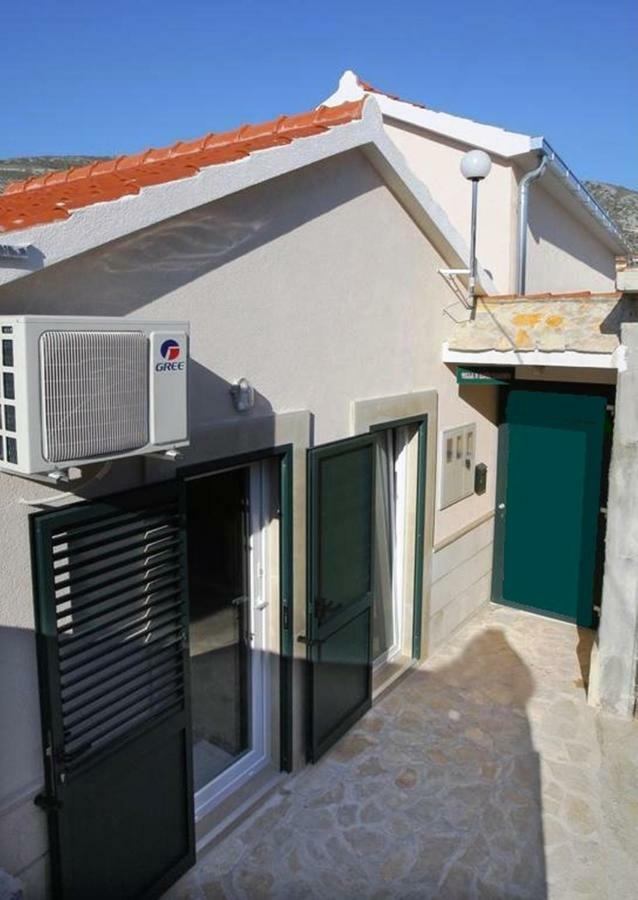 Apartments Infinitas Trogir Eksteriør billede