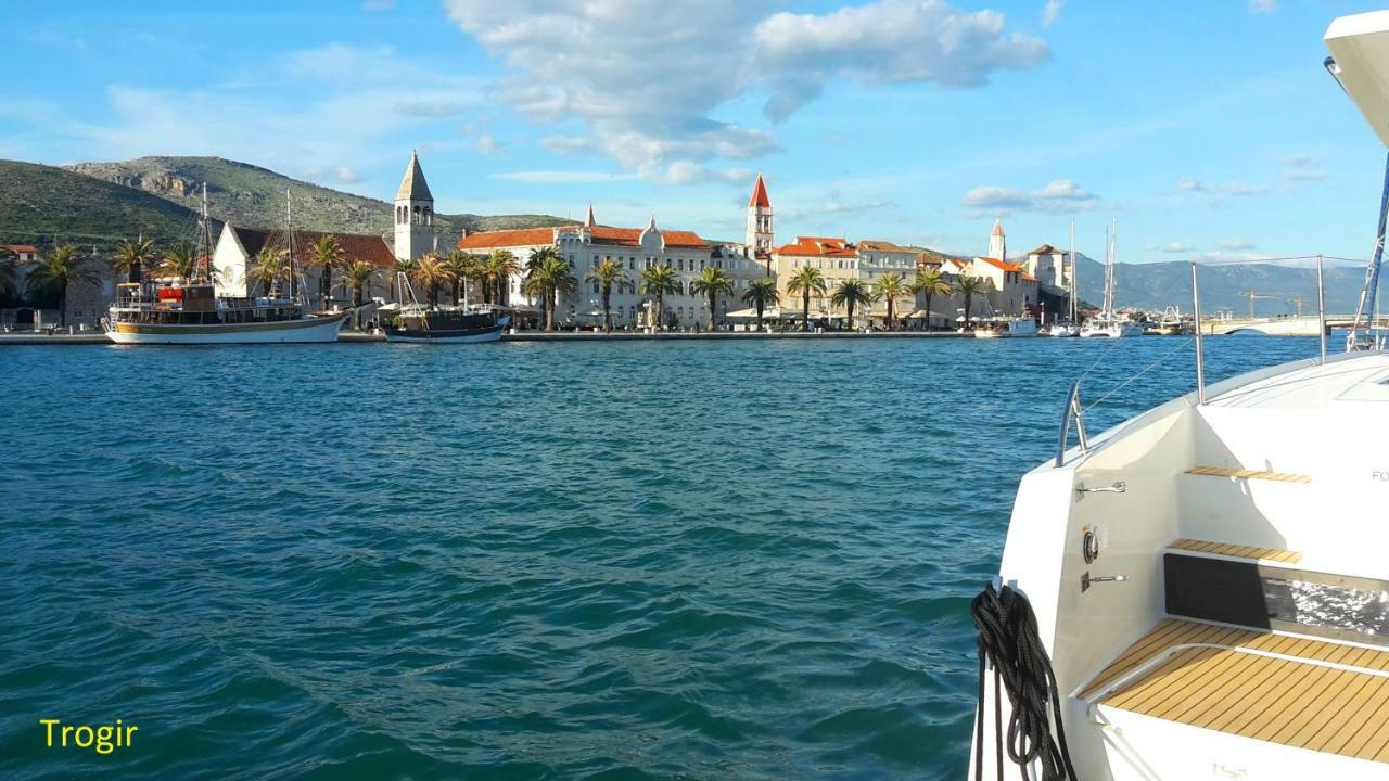 Apartments Infinitas Trogir Eksteriør billede